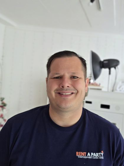 Björn Dill, Inhaber von Rent a Party