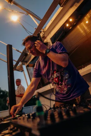 DJ Steffen – unverbindlich anfragen