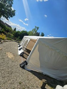 Festzelt 4x8m – inkl. Seitenplanen, weiß, mit Bodenrahmen