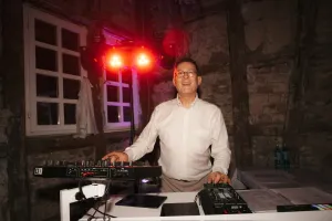 DJ Steffen – unverbindlich anfragen