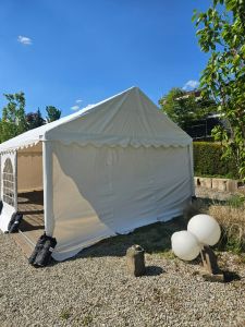 Festzelt 4x8m – inkl. Seitenplanen, weiß, mit Bodenrahmen
