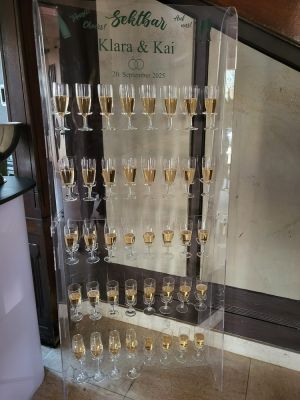 Sektwand Acryl für 40 Gläser